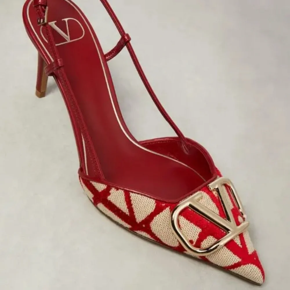New Valentino Garavani Red and Cream Slingback Heels - Copy